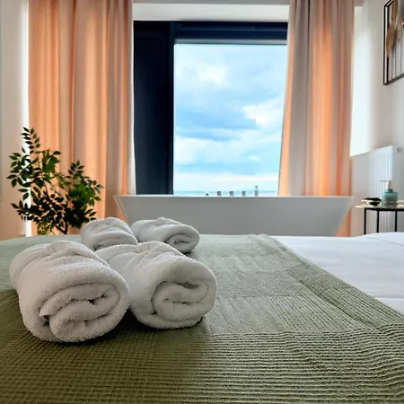 Premium Panorama Lux Bath Xviii Апартаменты *